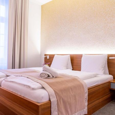 Hotel Engel Am Bahnhof Wädenswil Dış mekan fotoğraf