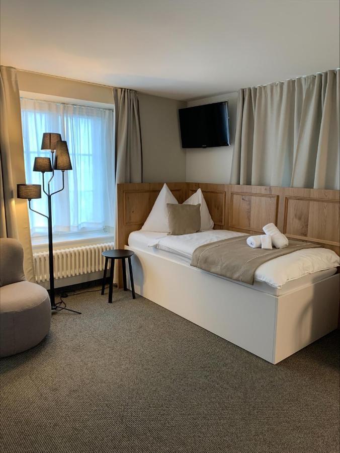 Hotel Engel Am Bahnhof Wädenswil Dış mekan fotoğraf